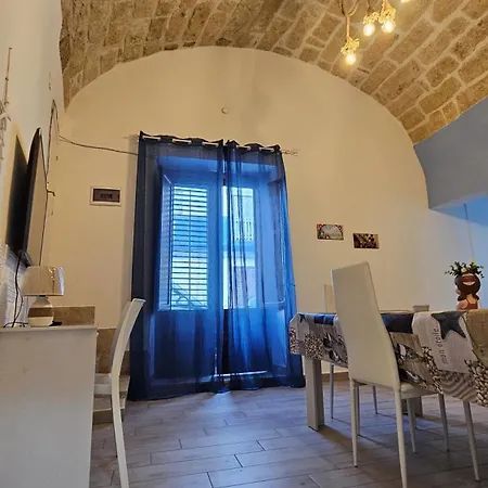 Perla Del Sud 公寓 *