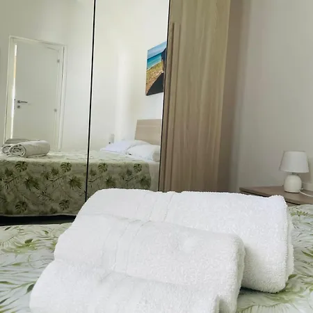 Perla Del Sud Apartamento *