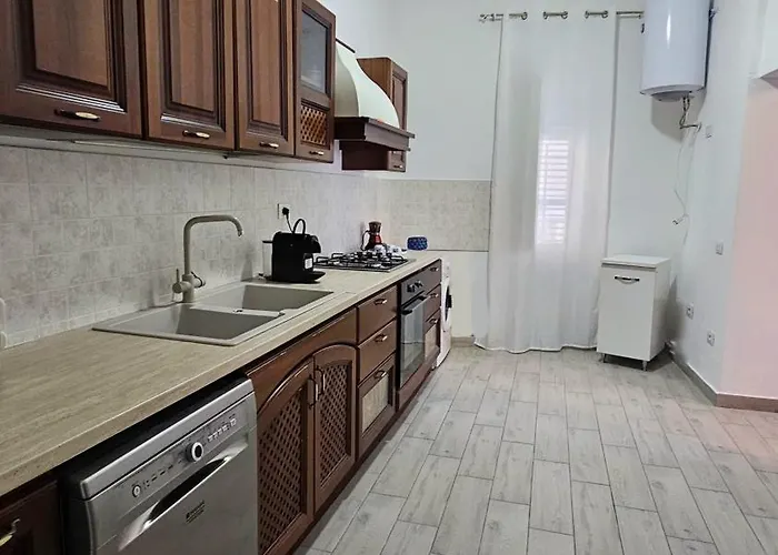 Perla Del Sud 公寓 泰拉西尼